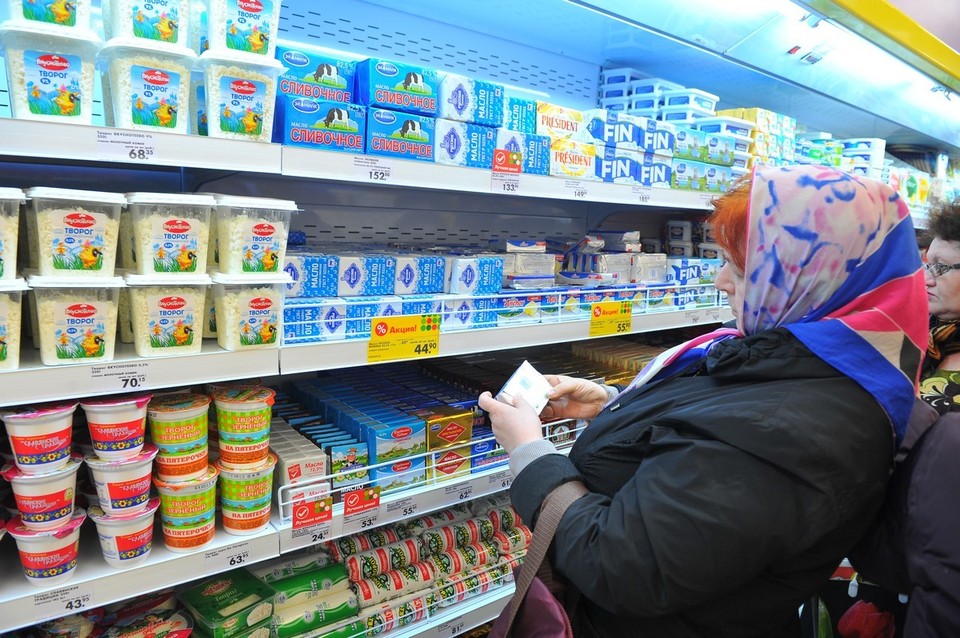 Власти Омской области опровергли сообщения о новом повышении цен на продукты из-за топливного кризиса