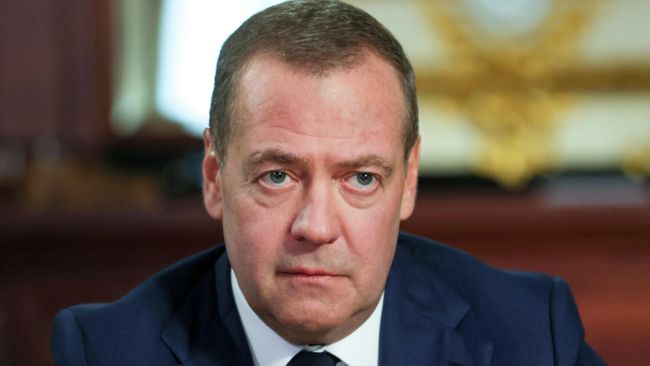 Медведев прокомментировал заявления США о победе над Ираном