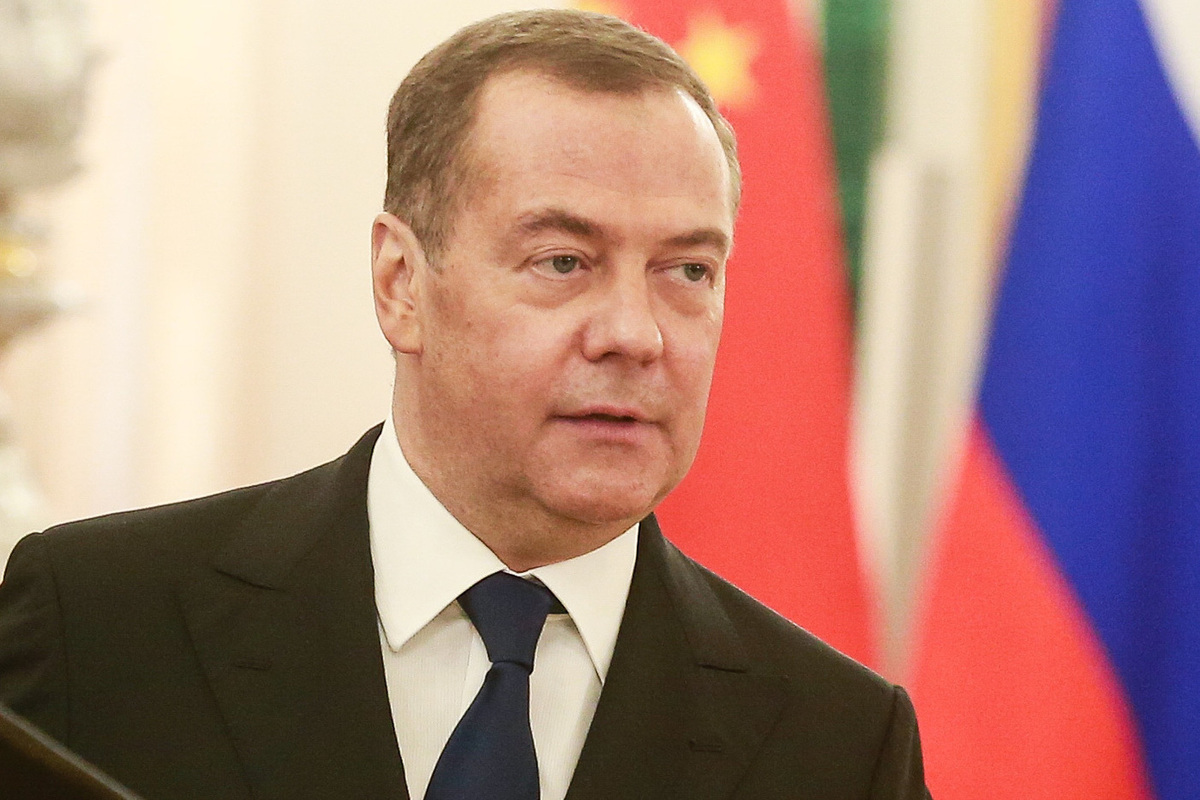 Медведев разоблачил Вашингтон: США лгут о победе над Ираном