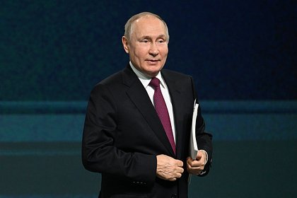 Путин опробовал новую российскую машину Volga