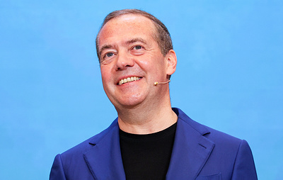 Медведев рассказал, что с удовольствием "режет правду-матку" в соцсетях