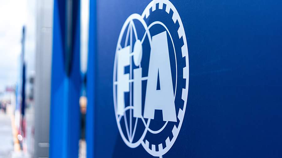 Украина подала жалобу в FIA после снятия ограничений с России