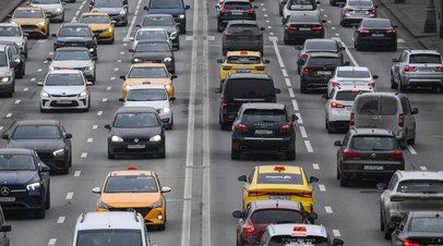 Движение транспорта на участке Житомирской трассы под Киевом перекрыли