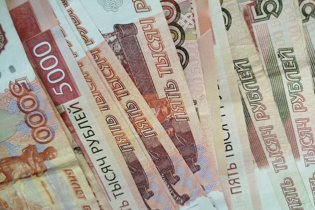 Запуганная тюрьмой волгоградка обокрала жителя Курска на 4 миллиона