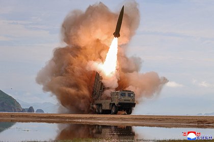 Житель Южной Кореи вышел на утреннюю прогулку и увидел ракету КНДР