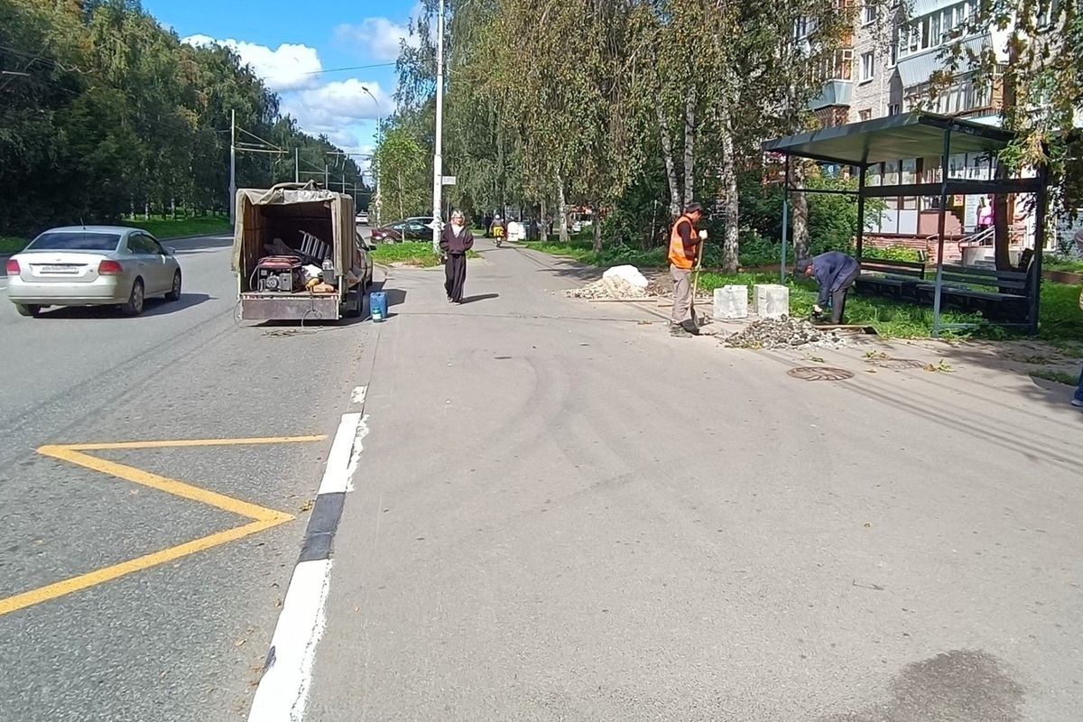 На Юго-западе в Екатеринбурге новую остановку поставили за пределами остановки