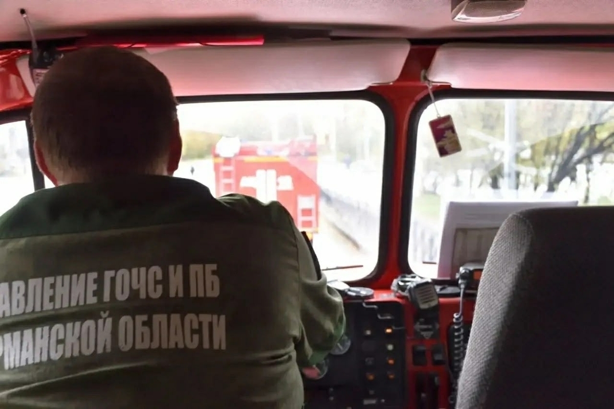 Контейнер на улице Лабораторной в Кировске загорелся и быстро потух