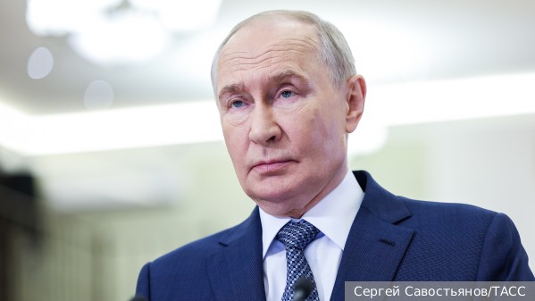 Путин заявил о необходимости использовать опыт советской системы образования