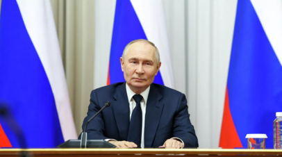 Путин: преподавателей стараются избавить от рутины