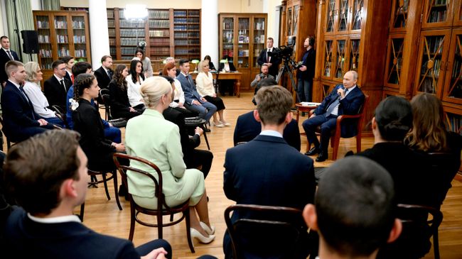Путин объяснил необходимость СВО на примере повадки косаток