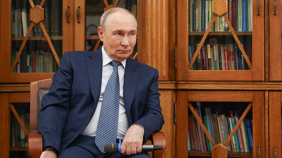 Путин поприветствовал учителя из Белгородской области на китайском языке