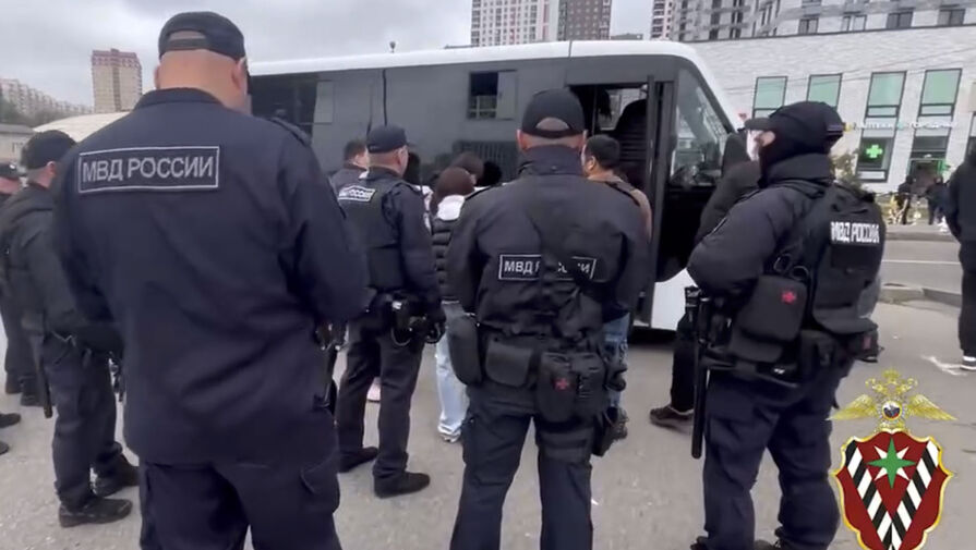 У станции столичного метро в ходе рейда задержаны почти 150 иностранцев