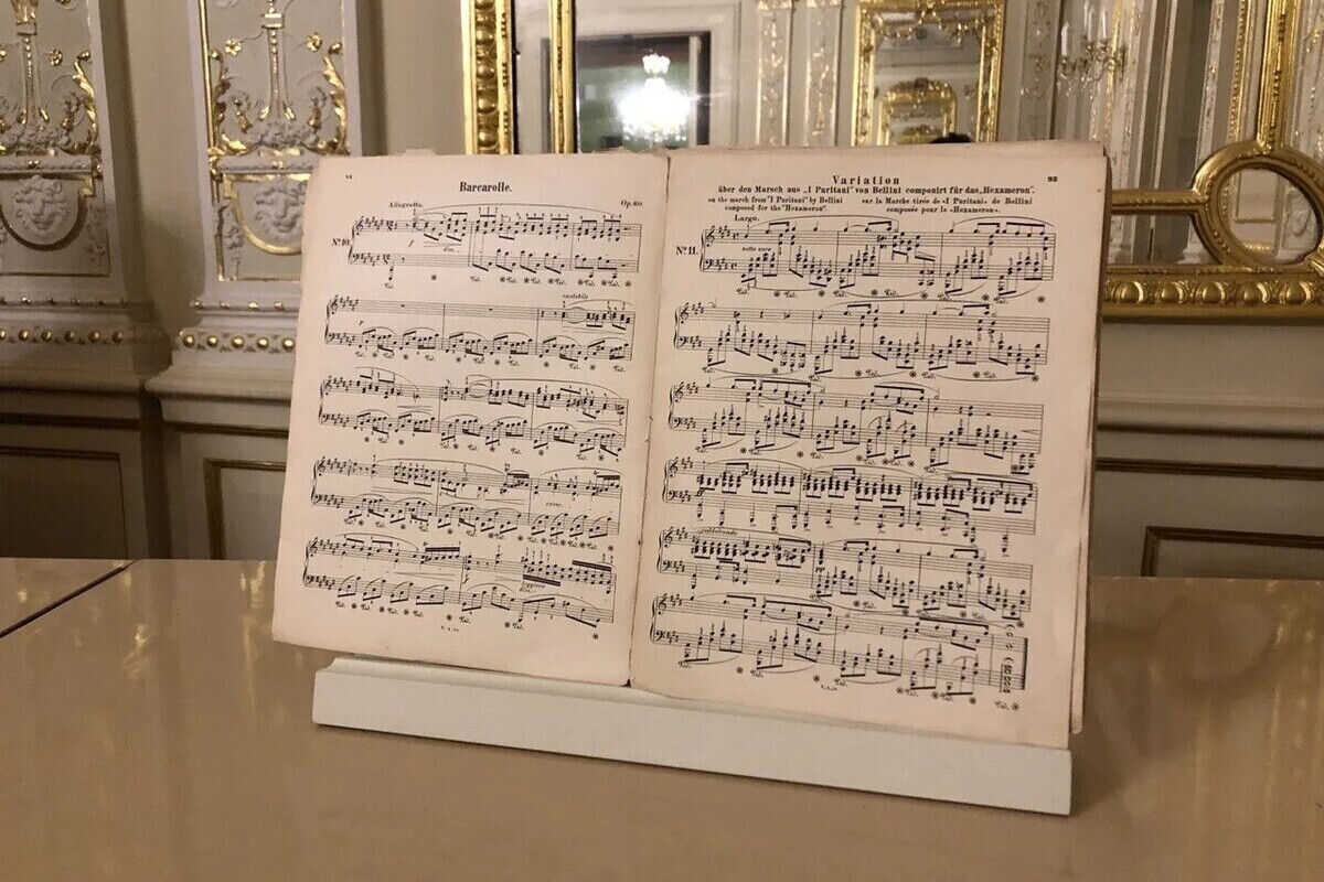 Памятник Михаилу Глинке в Театральном сквере отреставрируют к апрелю 2027