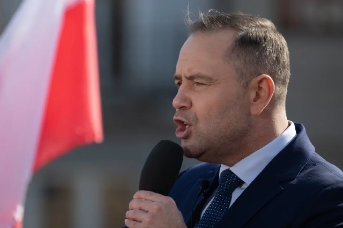 Polsat: встречу с президентом Польши Навроцким срочно прервали из-за ЧП