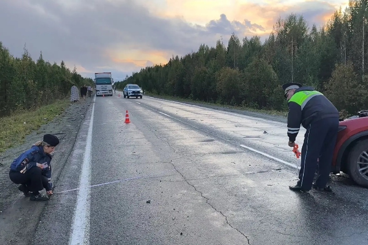 Под Ивделем Lada во время ливня вылетела на встречку, есть погибший и раненый