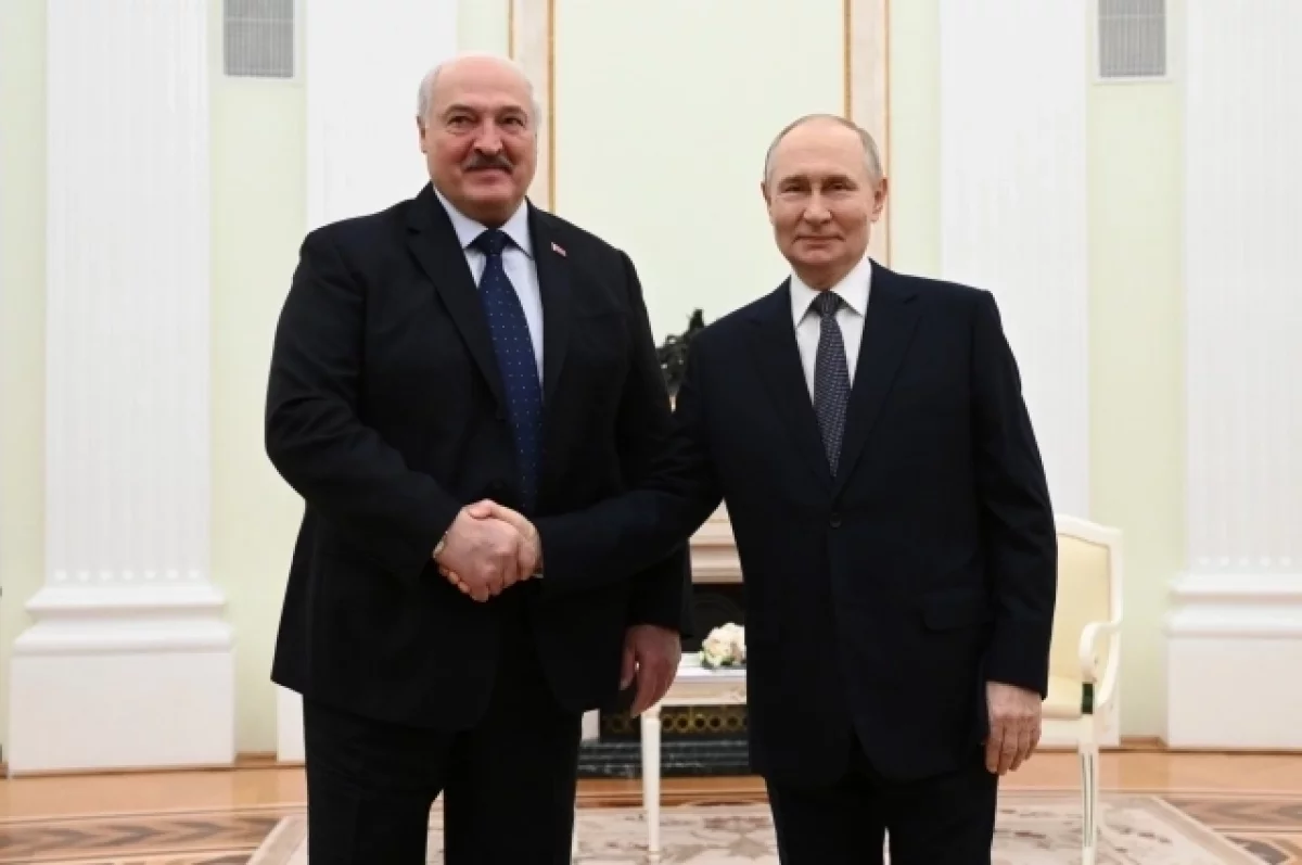 Путин поздравил Лукашенко с днем рождения