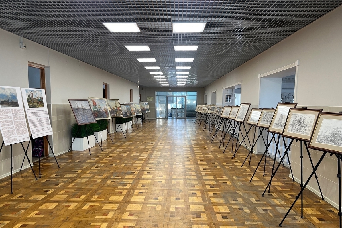 В Кировске показали индустриальный пейзаж в 30 картинах