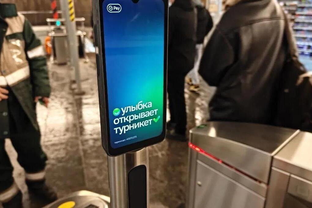 Петербуржцы смогут оформлять билеты для поездок на наземном транспорте через биометрию