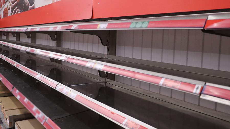 Украинские СМИ сообщили о дефиците продуктов в магазинах Киева