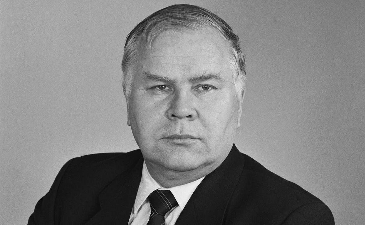 Умер министр морского флота СССР Юрий Вольмер