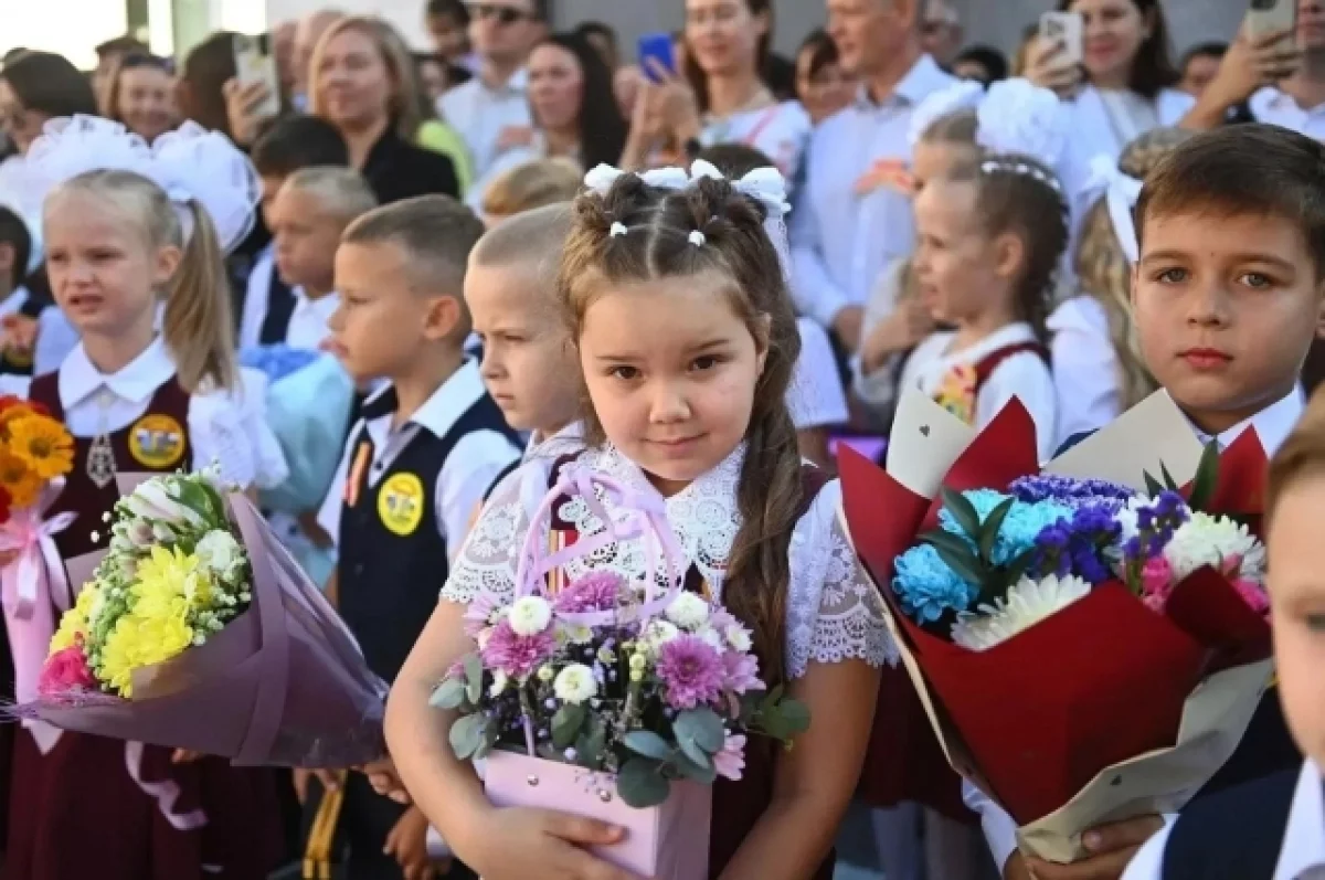 Юрист Алешкин сказал, можно ли родителям опоздать на работу 1 сентября