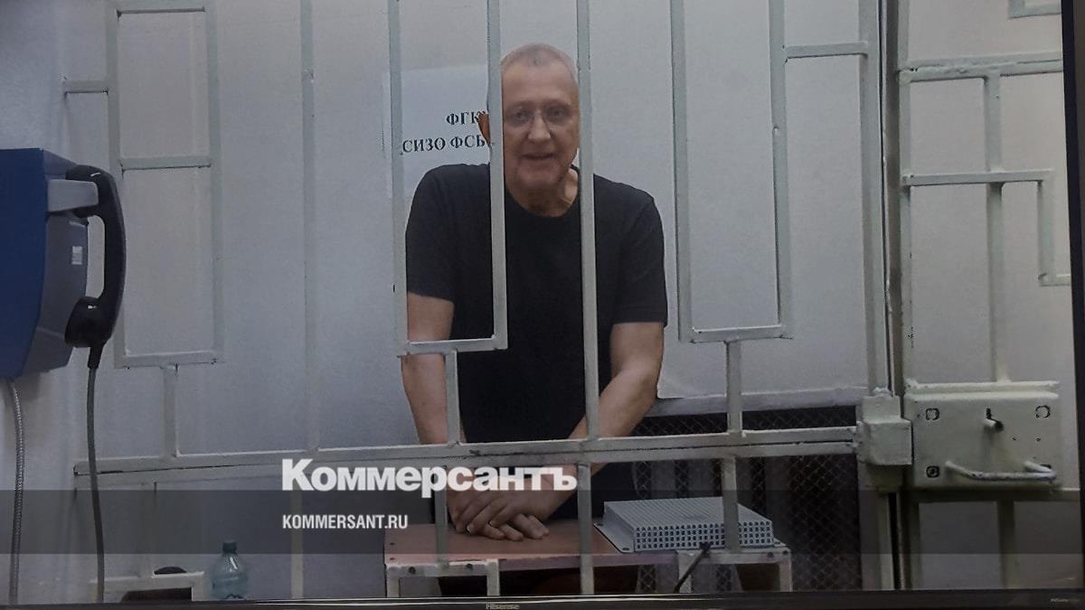 СКР прекратил уголовное дело бизнесмена Трабера об убийстве депутата Петрова