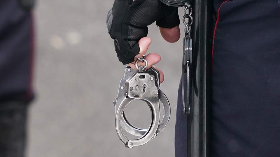 В Лобне задержали курьера мошенников после хищения у женщины 2,5 млн рублей