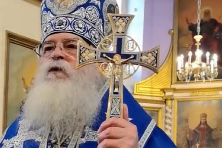 Глава митрополии Карелии призвал родителей школьников отложить телефоны