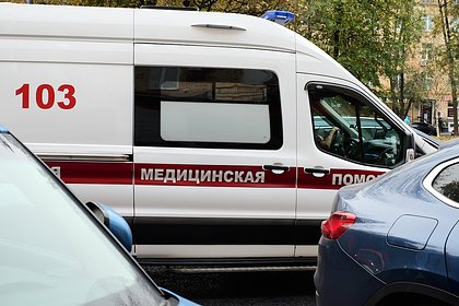 Россиянка выбежала с младенцем на руках из пострадавшей от удара ВСУ многоэтажки на Урале