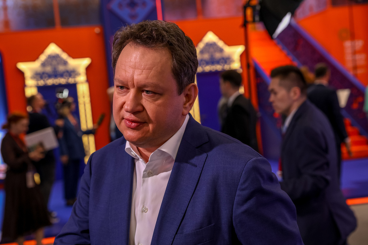 Пьянов: курс рубля на конец года останется на текущих уровнях