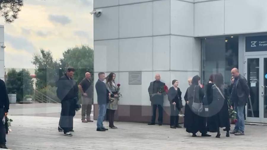 В Санкт-Петербурге началась церемония прощания с актером Юрием Цурило