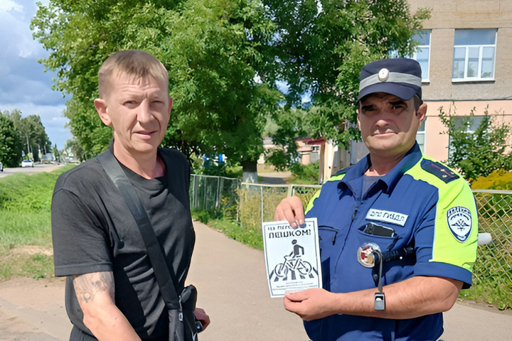 В Порховском районе организовали профилактическую акцию «По переходу — пешком!»