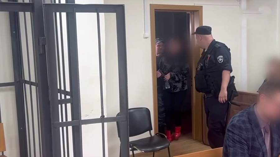 Столкнувшая дочь с балкона в Сергиевом Посаде женщина не помнит произошедшего