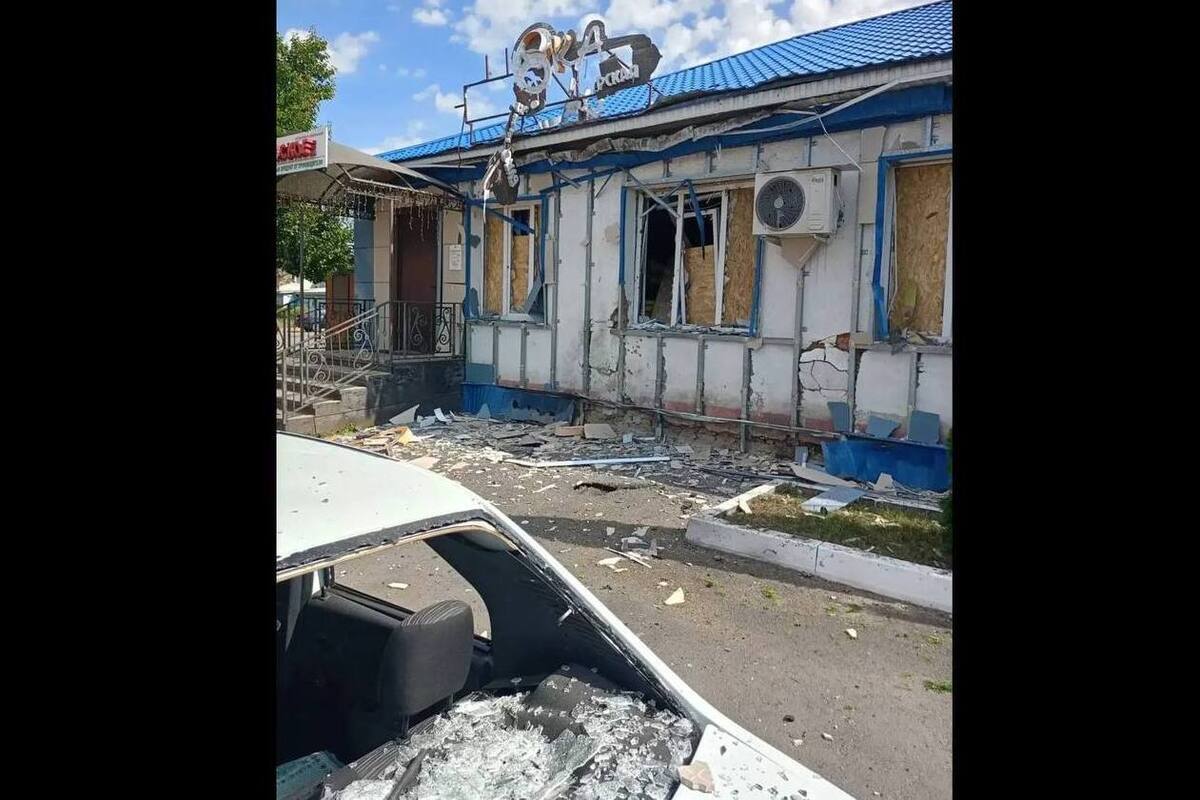 ВСУ ударили по хлебному магазину в Курской области: пятеро ранены