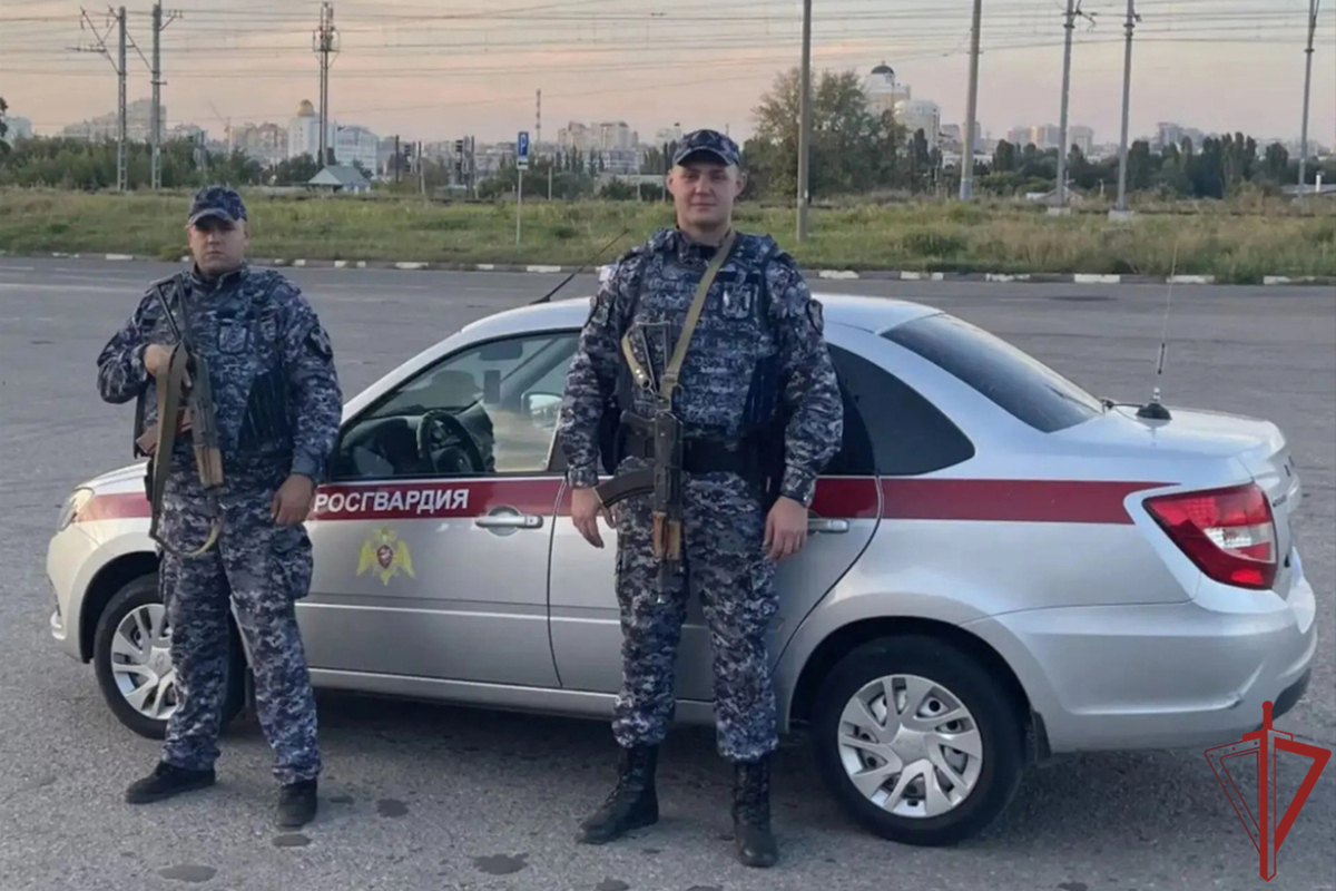 Сотрудники Росгвардии помогли раненым после обстрела в Белгороде
