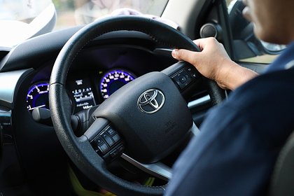 Интерес россиян к ушедшим из страны автомобильным брендам взлетел