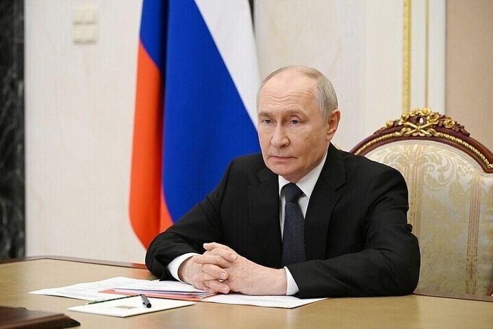 Путин прибыл в Бишкек