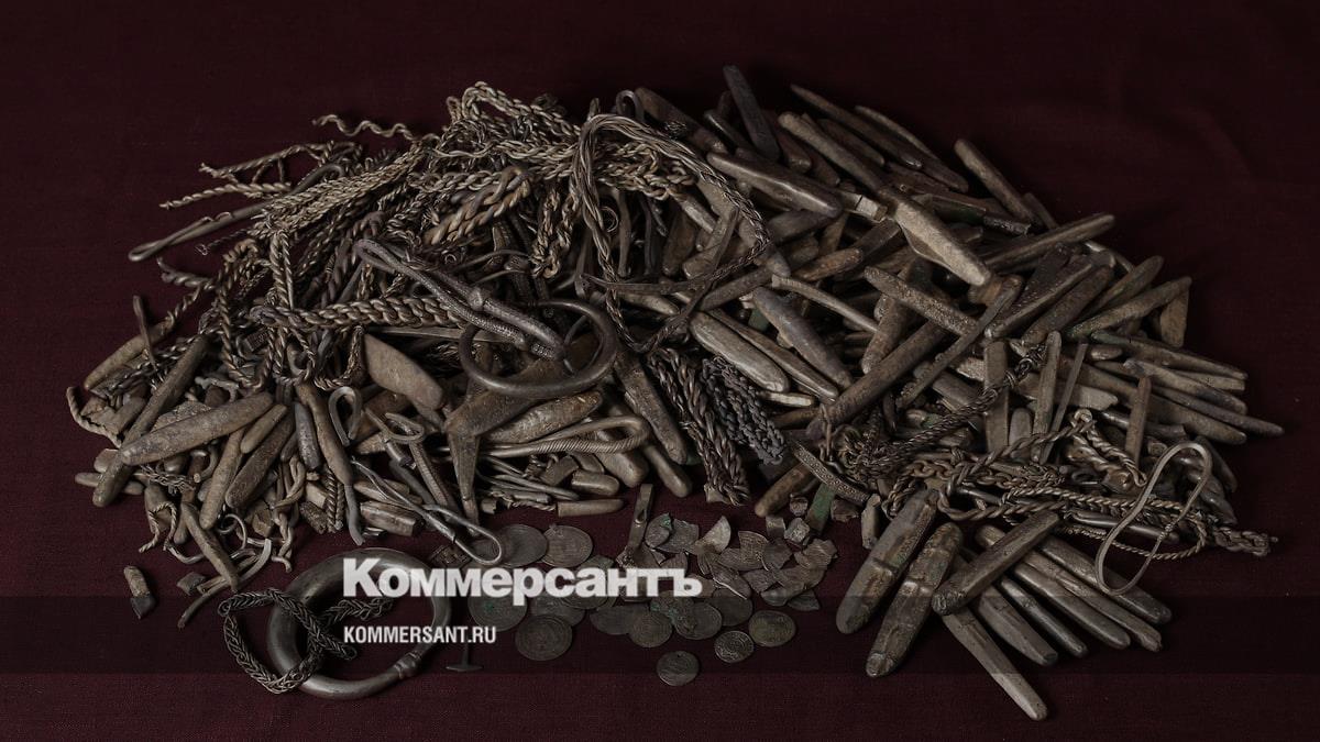 В Дании обнаружили крупнейший в стране серебряный клад викингов