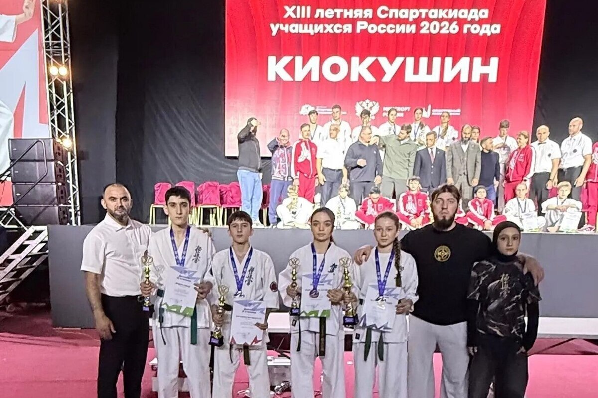Сборная Дагестана по киокушин завоевала 4 медали на Спартакиаде учащихся России