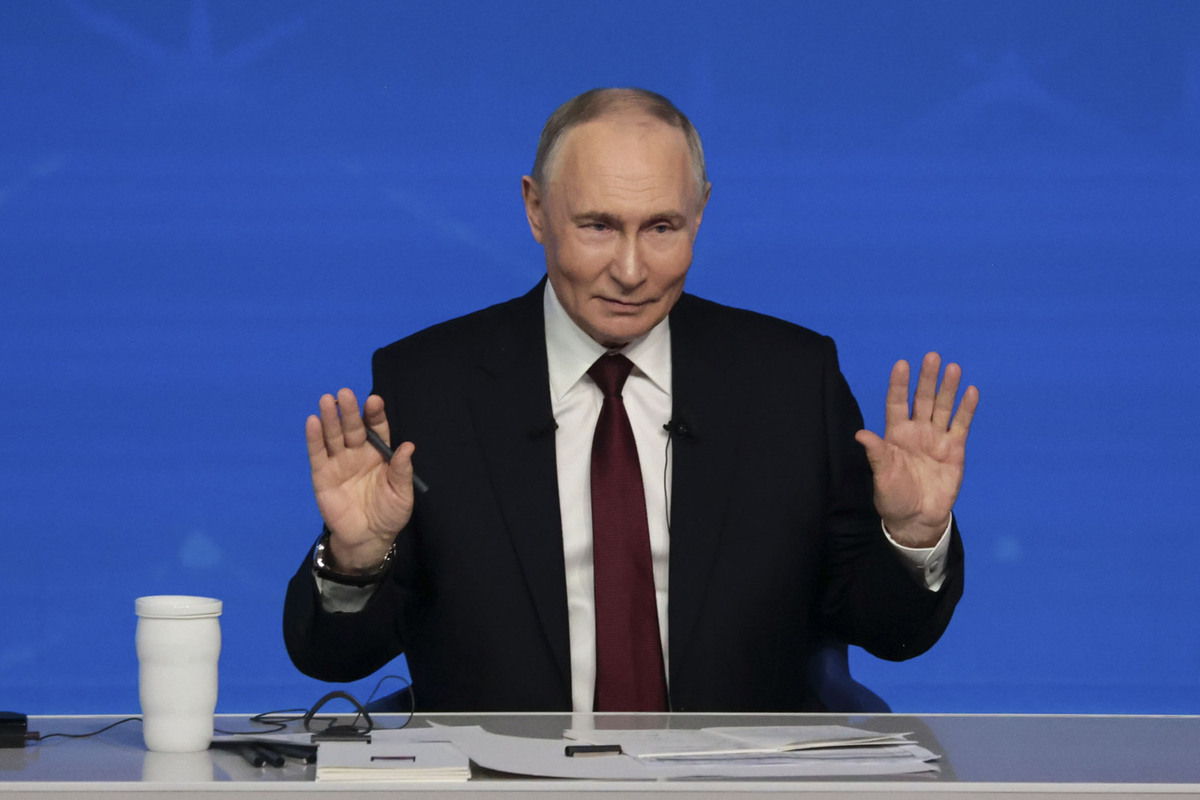 Путин и Моди начали переговоры в Бишкеке на полях саммита ШОС