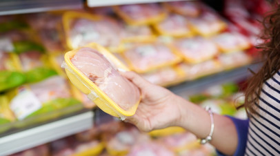 Врач-бактериолог Бондарчук: не стоит покупать продукты с повреждённой упаковкой