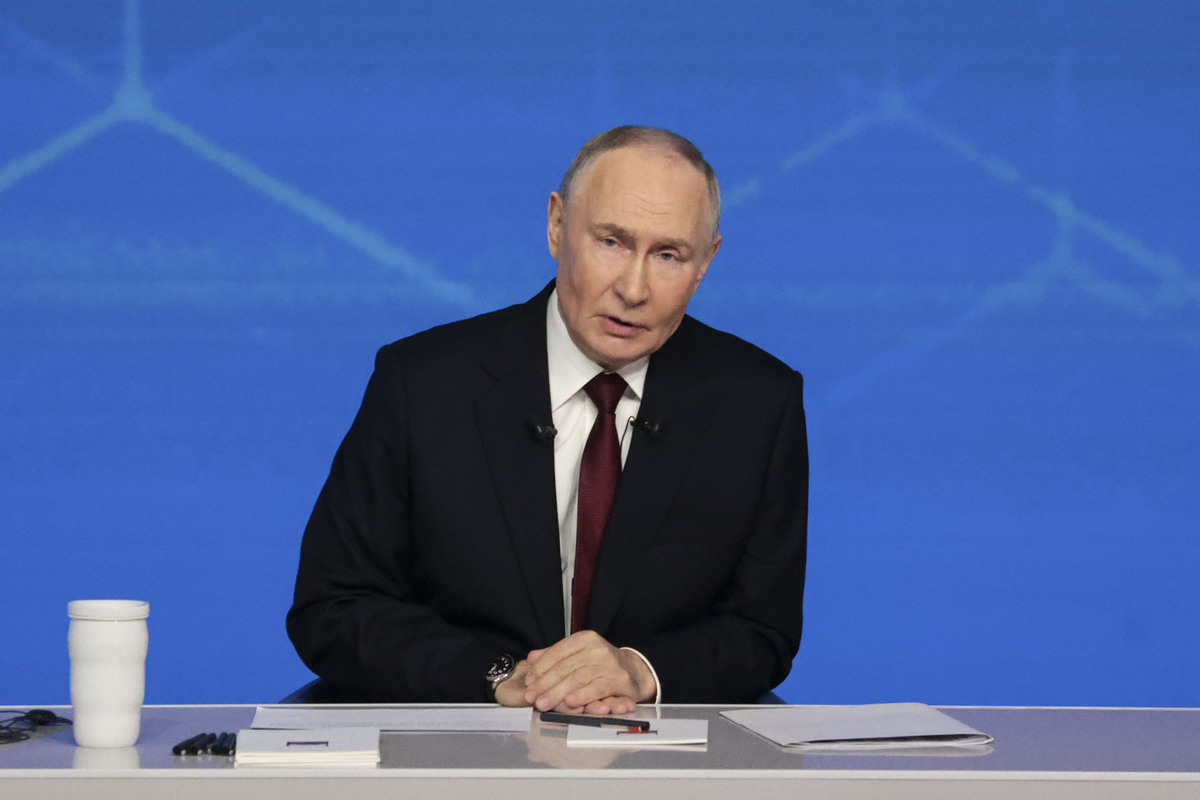 Путин: мы движемся по пути разрешения украинского конфликта
