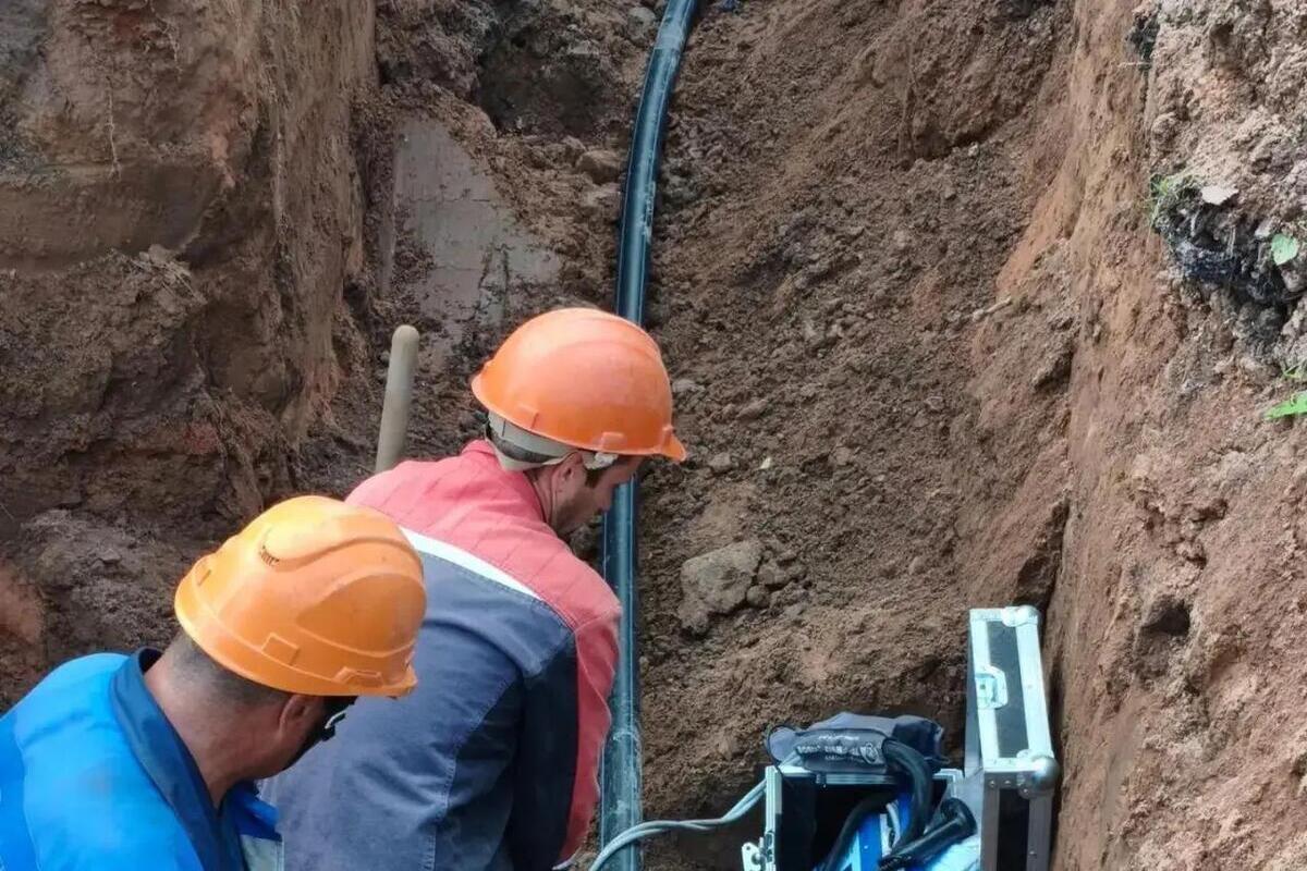 Леноблводоканал промыл 2 километра канализации для жителей Сланцевского района
