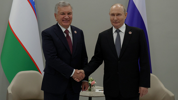 Путин встретился с Мирзиёевым в Бишкеке