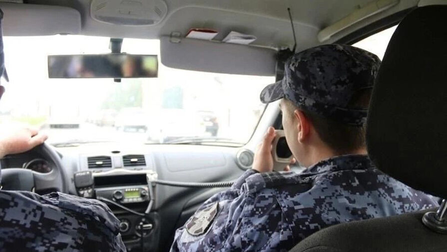 Петербуржец угрожал мужчине пистолетом из-за сигареты