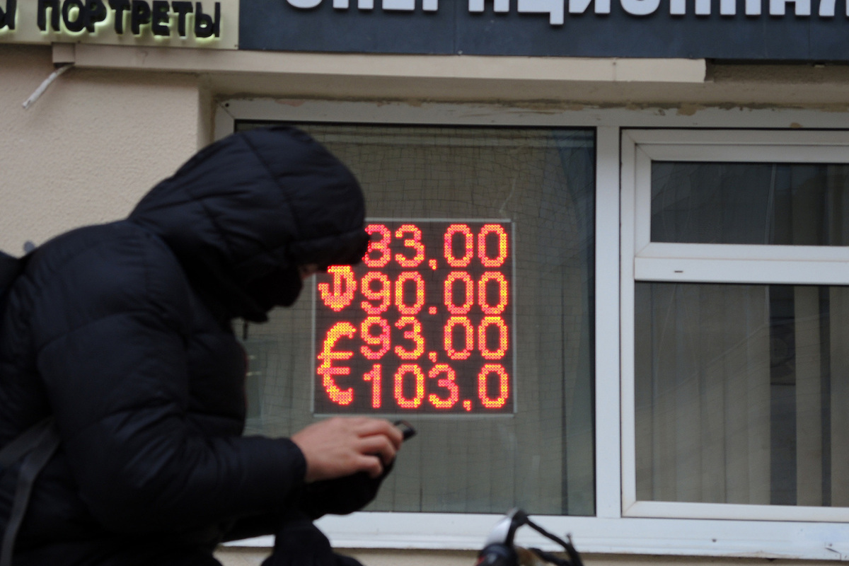 Навроцкий: Германия должна выплатить Польше репарации
