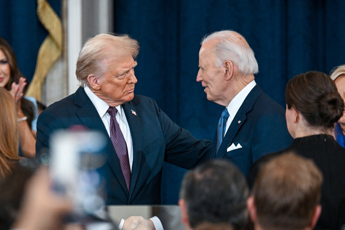 Рейтинги Трампа упали ниже минимума Байдена