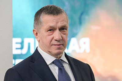 Трутнев: Путину на ВЭФ доложат о создании заводов микроэлектроники в Приморье