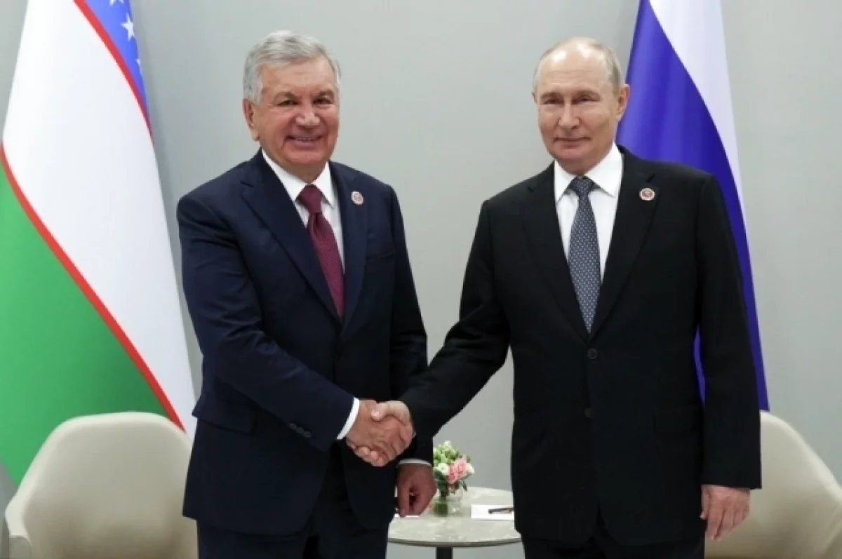 Путин поздравил Мирзиеева с 35-летием независимости Узбекистана