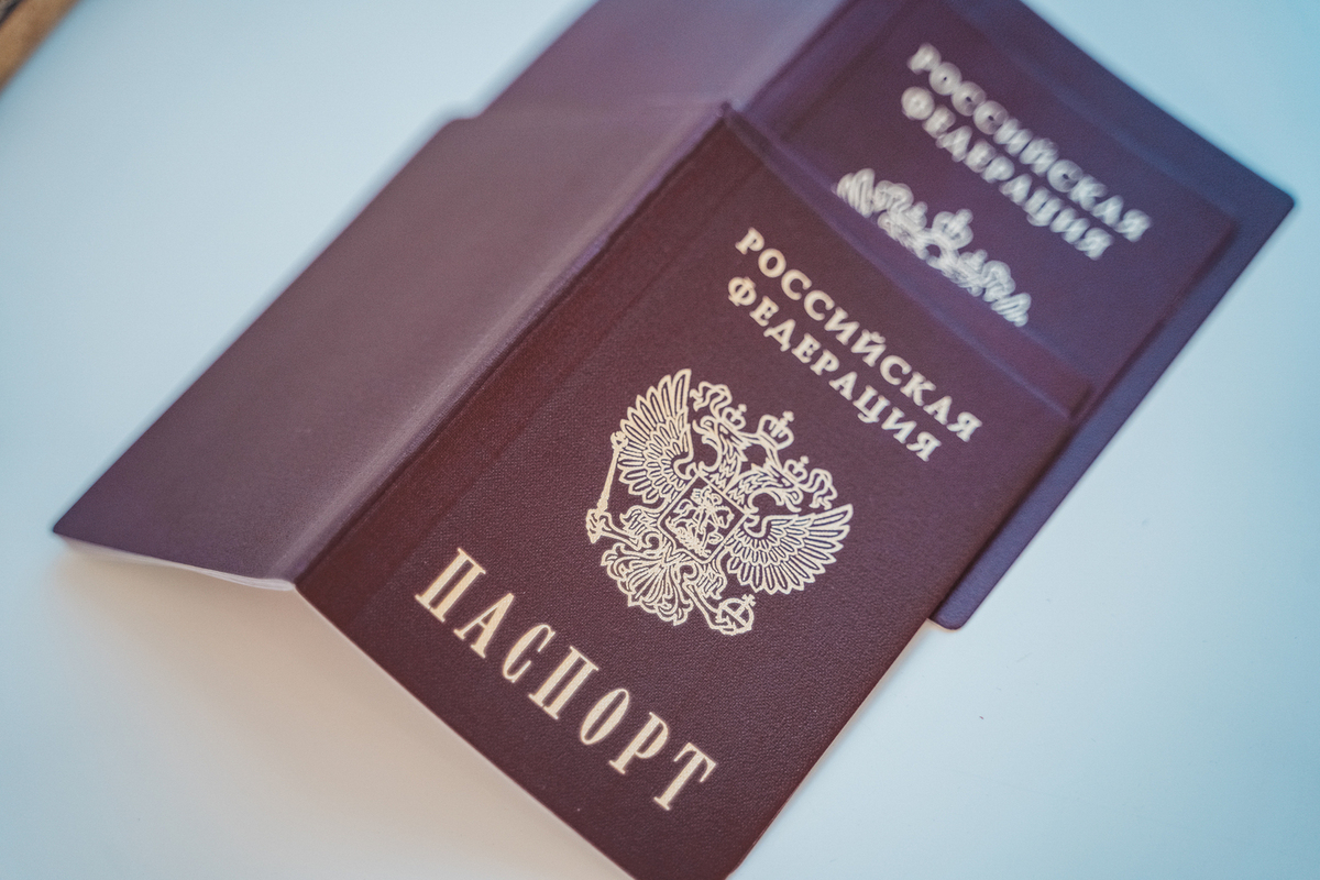 35 юных тверитян получили свои первые паспорта в преддверии 1 сентября